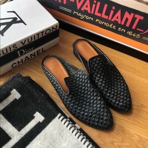 Robert Clergerie Paris Alice Black Raffia Mule Slip-On Shoe Slippers